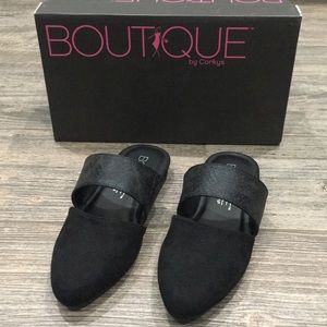 Corky’s Boutique Black mule